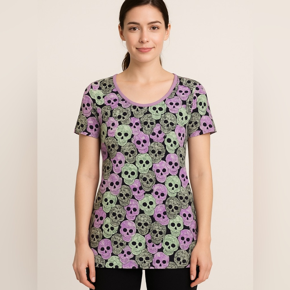 LuLaRoe Skull Print Graphic Classic T Large Purple Green Black Halloween